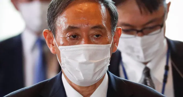 O primeiro-ministro japonês, Yoshihide Suga, anunciou a autorização da vacina da Pfizer