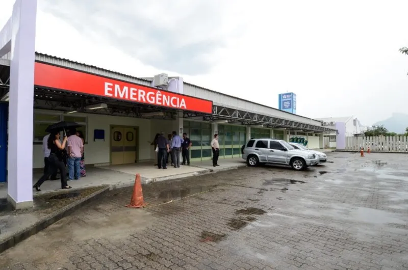 O PM foi levado para o Hospital Municipal Lourenço Jorge, mas não resistiu 