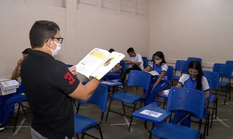 Imagem ilustrativa da imagem Justiça restringe decreto que priorizava grupos no Rio de Janeiro
