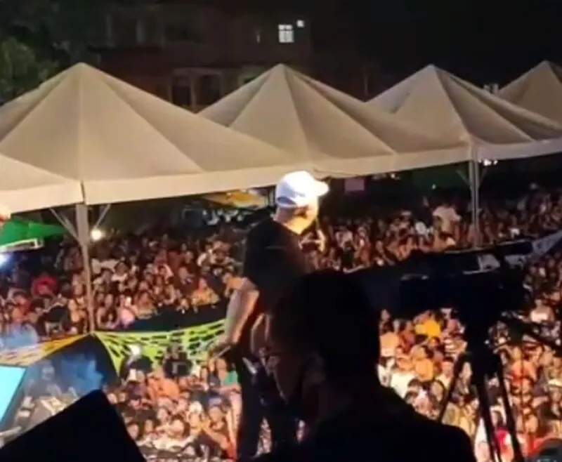 Show aconteceu em uma escola e sem autorização da Secretaria de Estado de Educação