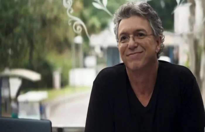 Boninho vai deixando os fãs do 'BBB' cada vez mais curiosos