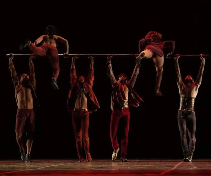 Imagem ilustrativa da imagem Cia de dança exibe ao vivo espetáculo 'Vidas Secas' online na próxima terça (6)
