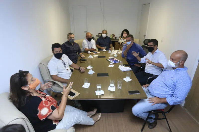 A reunião desta quinta foi realizada por orientação do prefeito Axel Grael