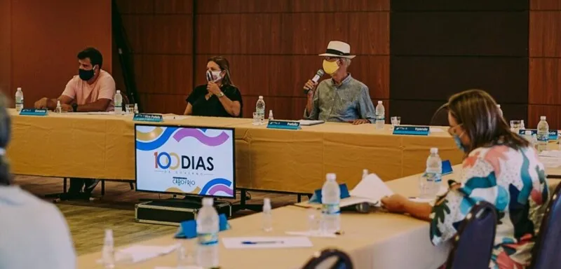 Encontro, transmitido ao vivo pelas redes sociais da Prefeitura, serviu para os gestores apresentarem avanços do período