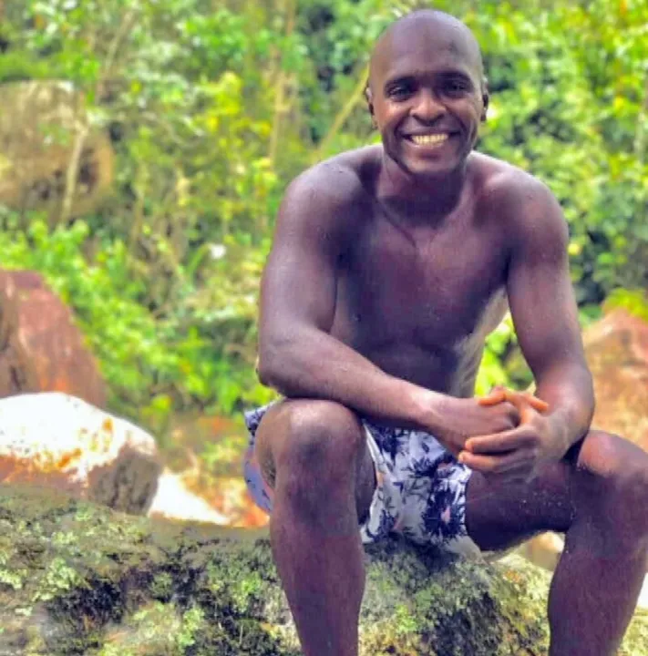 Ele tinha 30 anos 