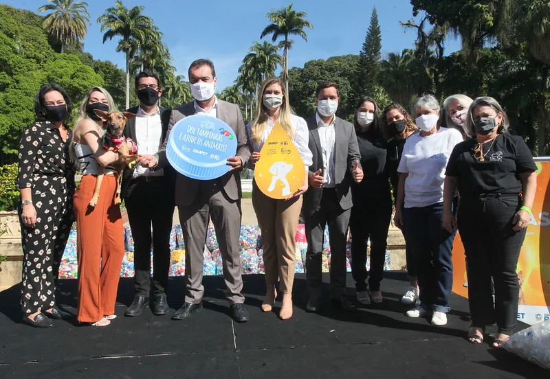 ecretaria de Agricultura, Pecuária, Pesca e Abastecimento e o RioSolidario participam da ação, que vai arrecadar tampinhas e óleo de cozinha para reciclagem
