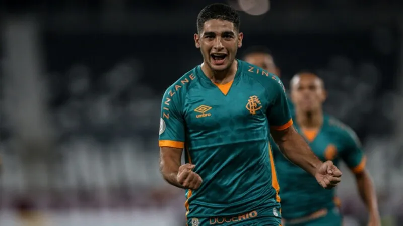 Na vitória por 4 a 0 no primeiro turno, Michel Araújo marcou um dos gols do Fluminense
