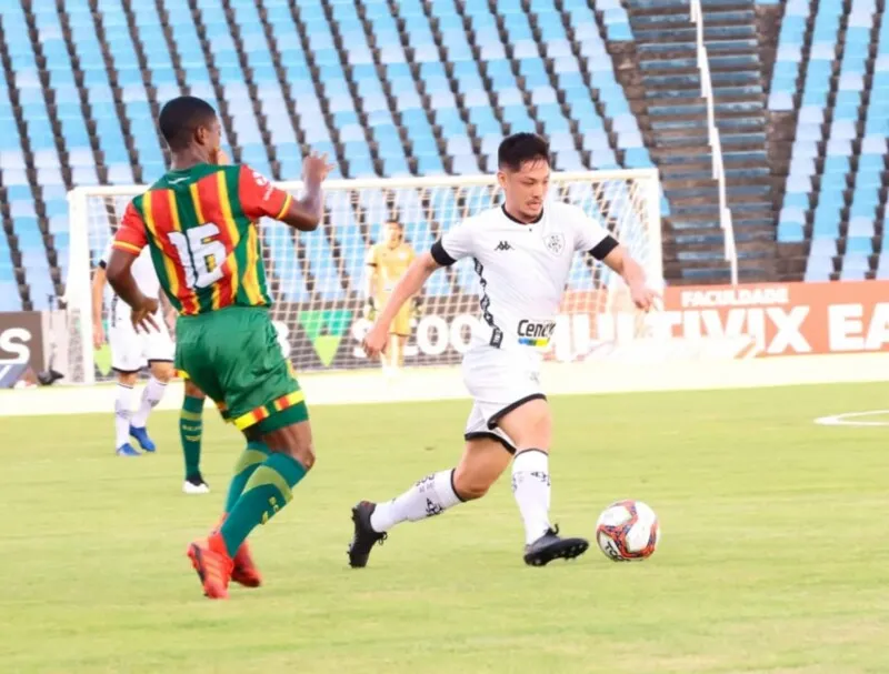 A partida ocorreu pela série B do Brasileirão