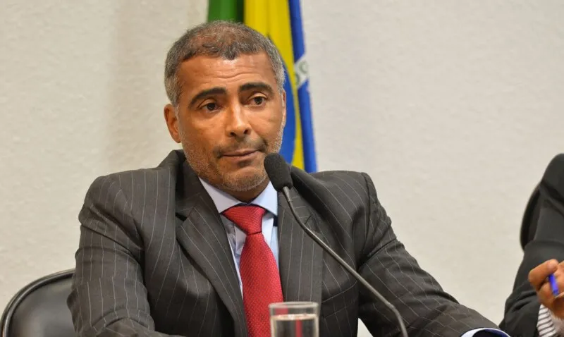 Senador deu uma festa de 16 anos para uma de suas filhas recentemente