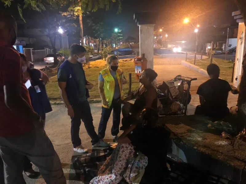  A ação noturna integra as operações de acolhimento realizadas semanalmente pela secretaria na cidade de São Gonçalo