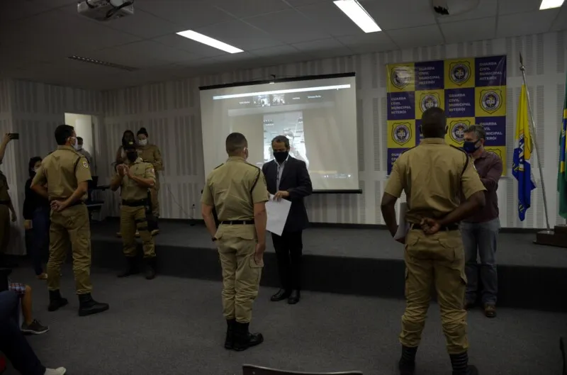 Os agentes fazem parte da segunda turma convocada no concurso público realizado pela Prefeitura de Niterói em 2019