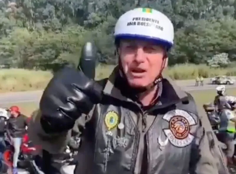 A motociata ocorreu neste sábado (10)