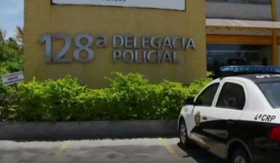 Havia contra ele um mandado de busca e apreensão