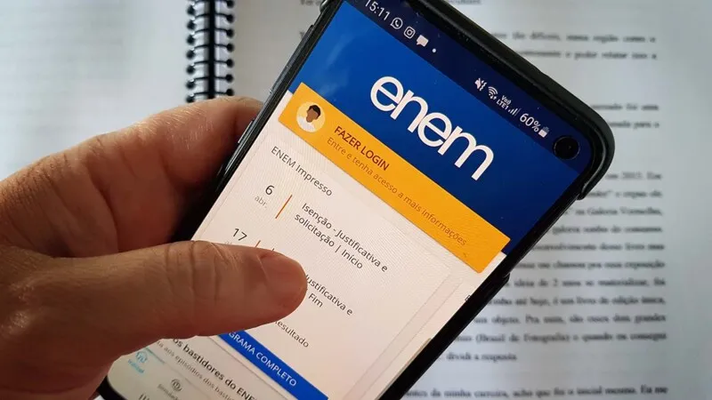 Imagem ilustrativa da imagem Cerca de 5,8 milhões de estudantes devem fazer o Enem neste domingo (17)