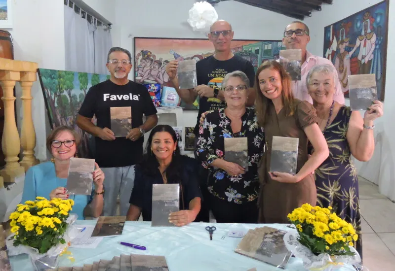Imagem ilustrativa da imagem Coletivo 'Povo do Livro' reúne mais de 30 escritores e movimenta a Cultura em Maricá