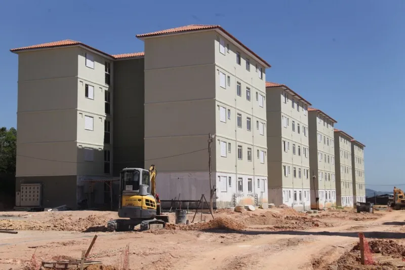 Prefeitura divulga lista de beneficiários de programa habitacional

