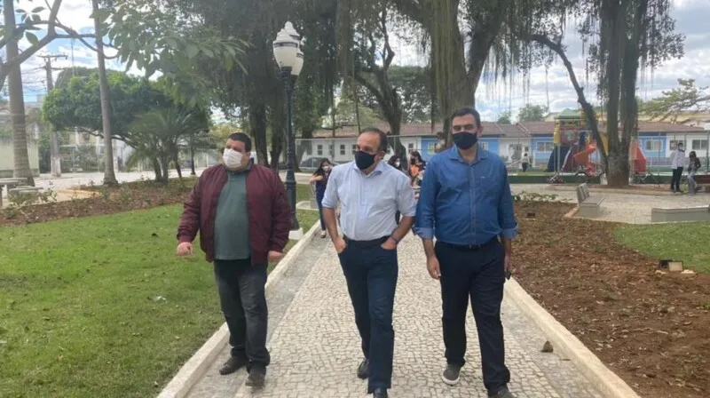 Hugo Leal visitou município