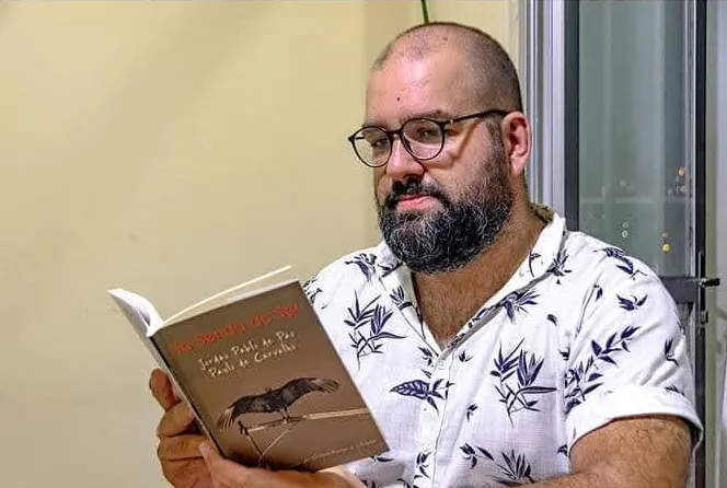 Imagem ilustrativa da imagem Escritor de Niterói lança o livro 'Na Senda do Ser' nesta terça (02) em reunião virtual