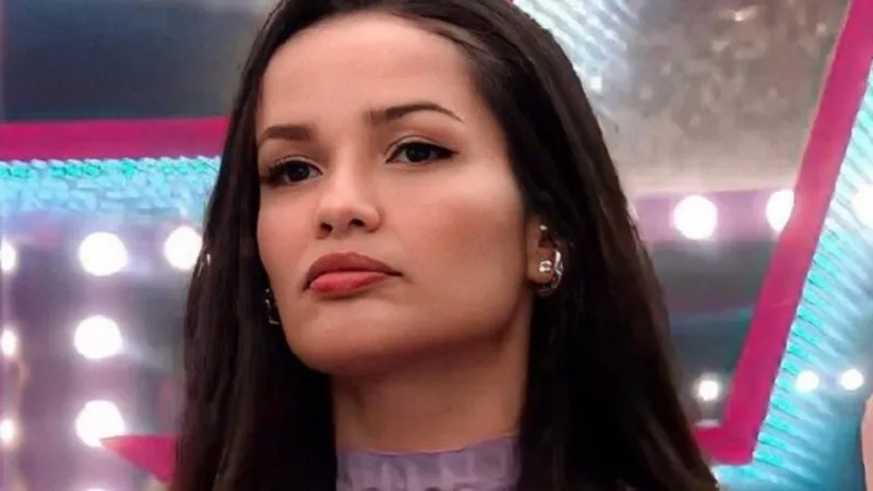 Imagem ilustrativa da imagem BBB21: Juliette percebe provocações de Viih Tube na festa e fãs comemoram