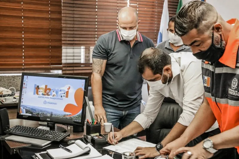 Na reunião, o chefe do Executivo destacou as principais necessidades da cidade, dentre elas a suplementação alimentar do trabalhador itaboraiense