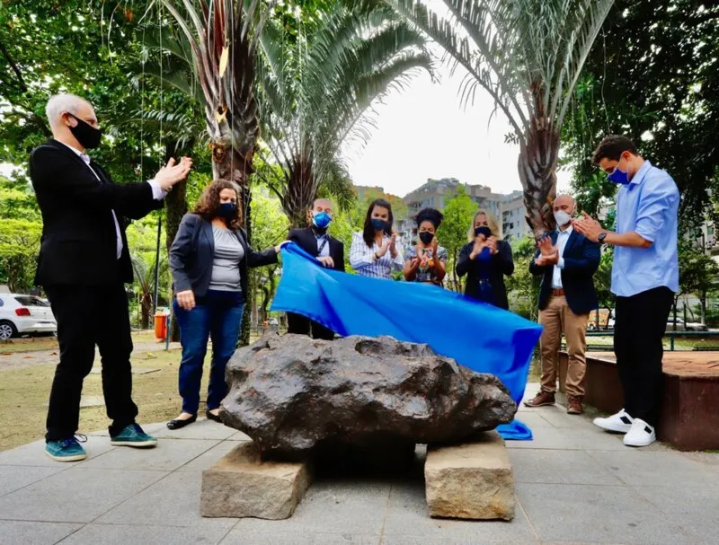 eguindo protocolos de combate à Covid-19, visitantes poderão conferir o segundo maior meteorito do Brasil e exposição de arte rupestre