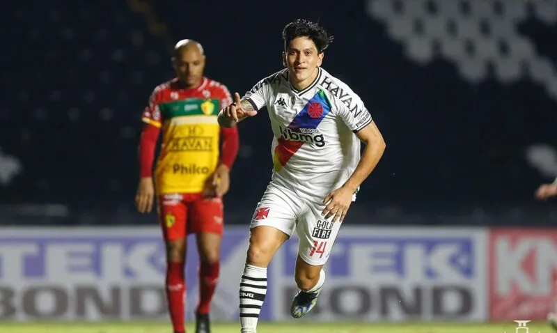 Germán Cano abre o placar aos 17 do segundo tempo