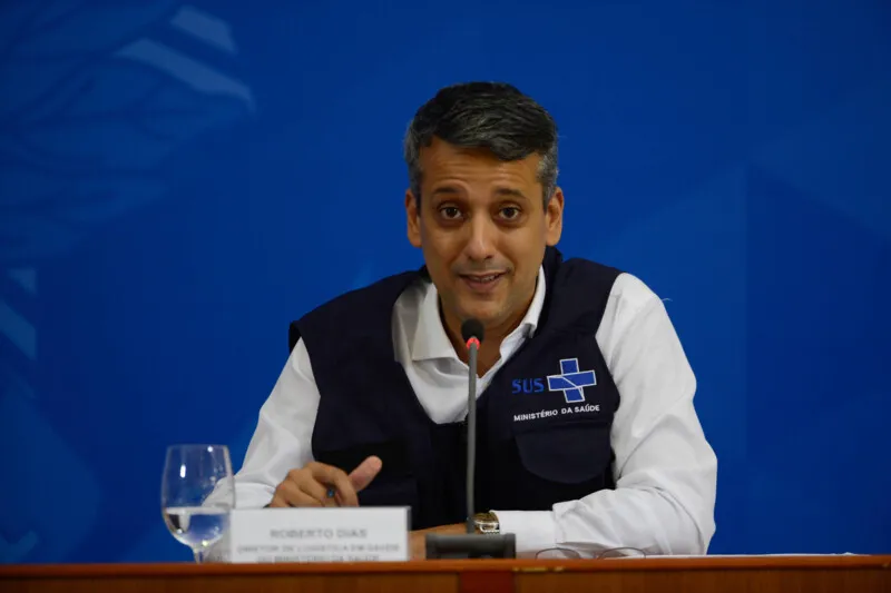 Diretor do Departamento de Logística do Ministério da Saúde, Roberto Ferreira Dias