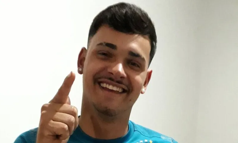 Luiz Henrique Froede, 24 anos