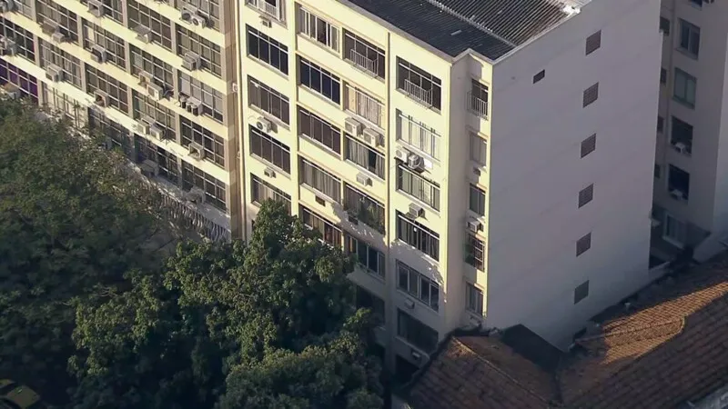 Prédio no qual a menina mora, com a família, na Tijuca
