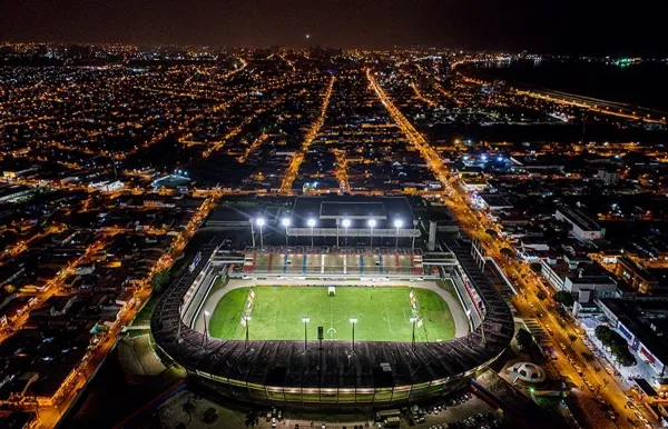 Estádio Rei Pelé, em Maceió