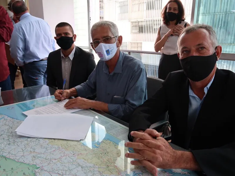 O objetivo do convênio é a melhoria da malha rodoviária do Estado