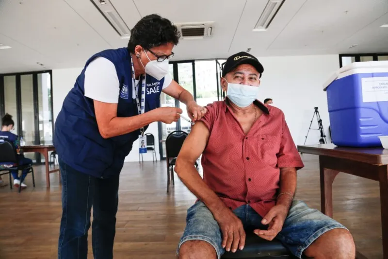 Distribuição de doses da vacina devem aumentar neste mês de abril