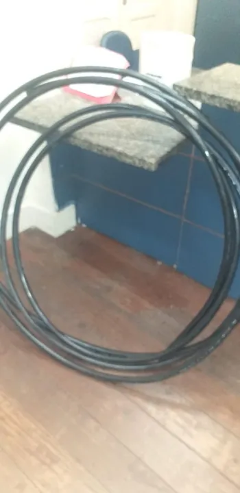 Foram apreendidos 50 metros de cabo telefônico