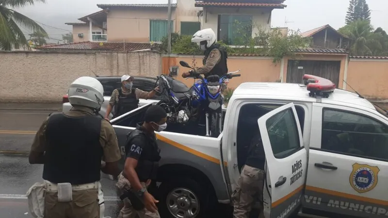 O assalto ocorreu por volta das 13h 
