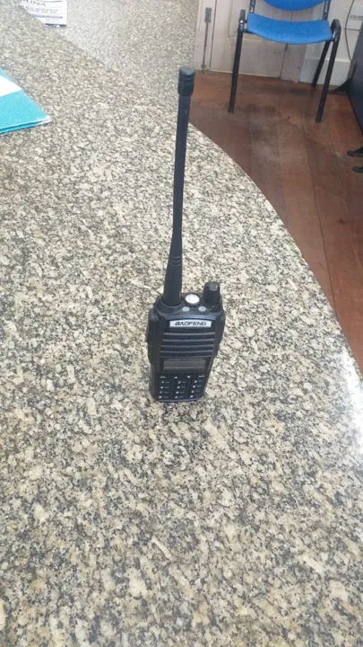 Um rádio transmissor foi apreendido