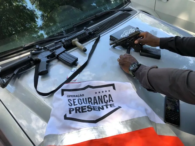 A ocorrência foi registrada na 73ª DP (Neves)