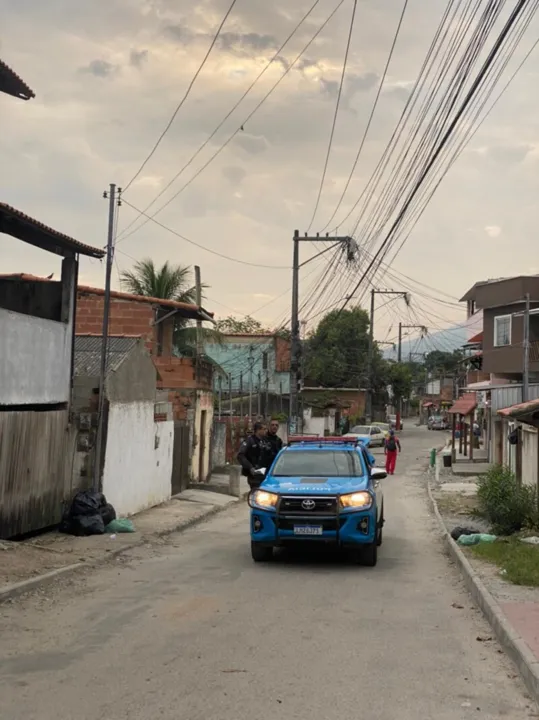 Operação começou nas primeiras horas da manhã