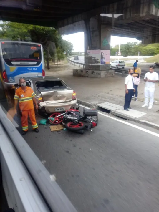 O acidente causou congestionamento 