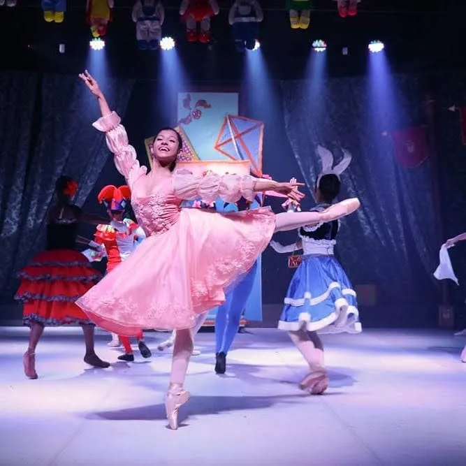 É no Teatro Armazém que ocorrem diversos espetáculos em São Gonçalo