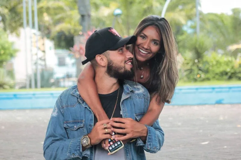 Jessica e Paulo são noivos e empreendem juntos em São Gonçalo