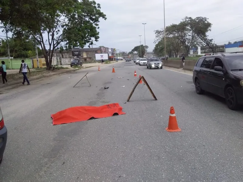 Homem morreu no local