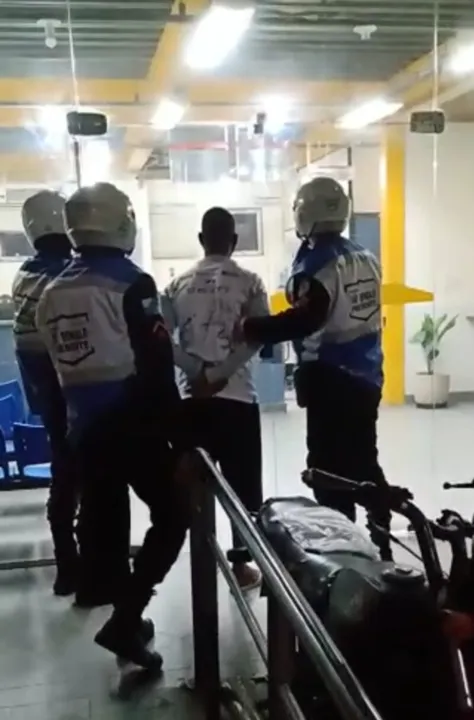 Ele teria cometido o crime de tráfico de drogas