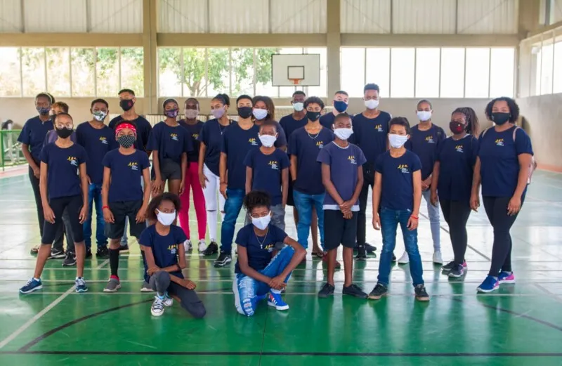 Para se inscrever, é preciso ser morador do Caramujo ou adjacências 