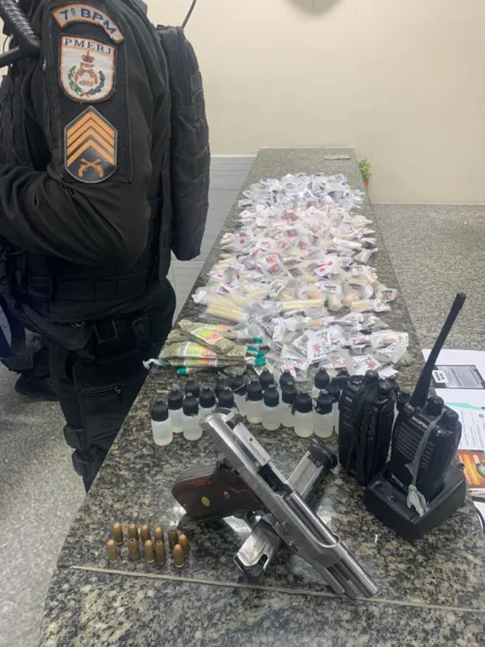 O caso foi apresentado e registrado na central de flagrantes da 73° DP (Neves), em São Gonçalo