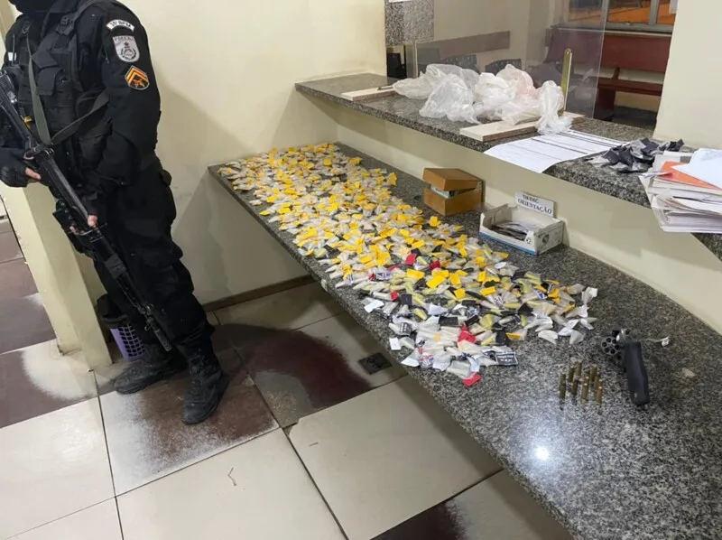 O caso foi registrado registrado central de flagrantes da 73°DP (Neves), em São Gonçalo