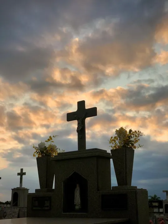 Em média, 7 vítimas da Covid-19 foram sepultadas todos os dias em SG no mês de junho