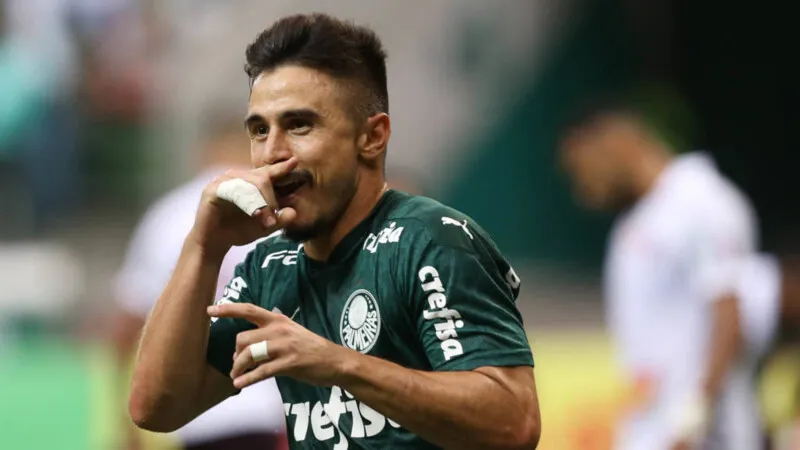 Willian Bigode deve permanecer no Palmeiras, pelo menos a curto prazo