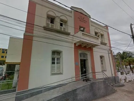 Após perícia, foi constatado que se tratava de um clone e que havia sido roubado no município de Niterói.