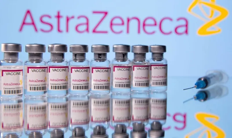 Imagem ilustrativa da imagem Prefeitura do Rio nega ter aplicado doses vencidas da vacina AstraZeneca