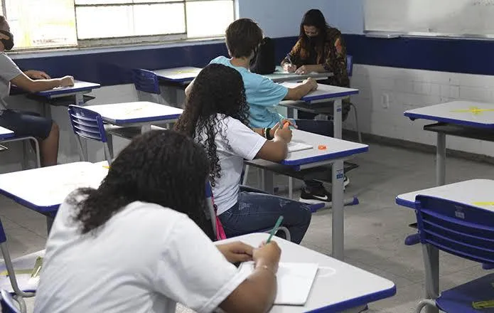 Outras três escolas já foram fechadas na cidade